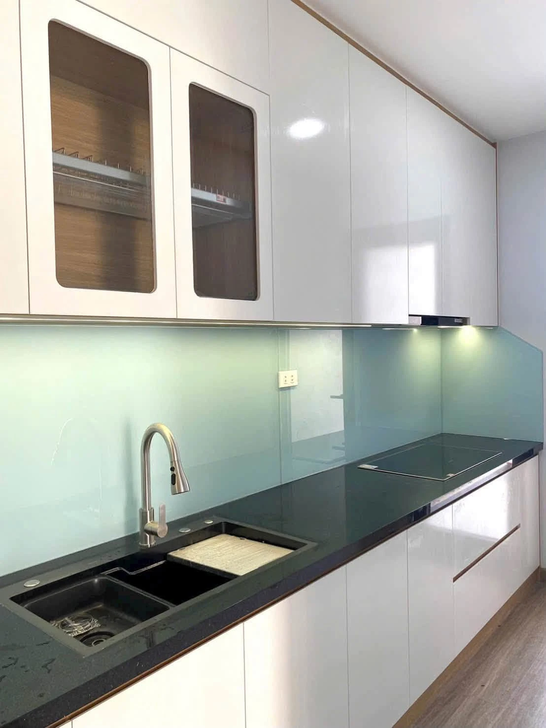 Cho thuê căn hộ Solrise Quy Nhơn 68m2, 2PN, 4.5 triệu/tháng - Ảnh 1