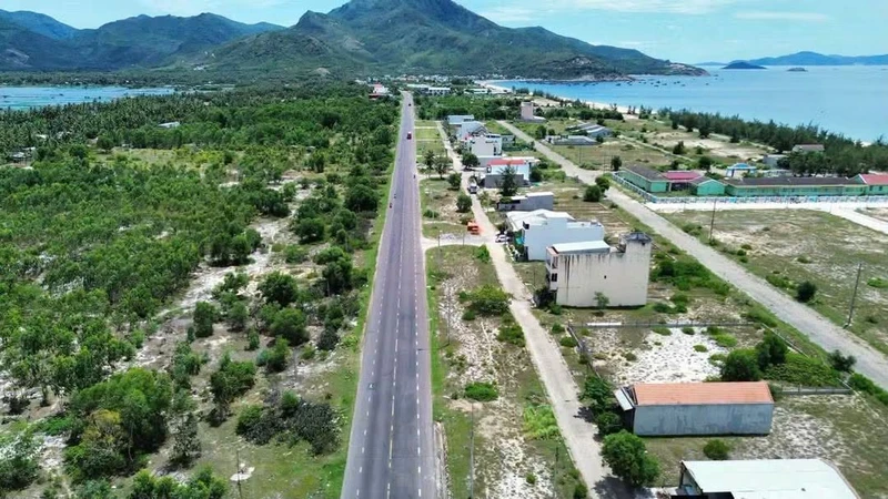 Bán lô đất 375m² khu biệt thự Phú Yên giá 3 tỷ