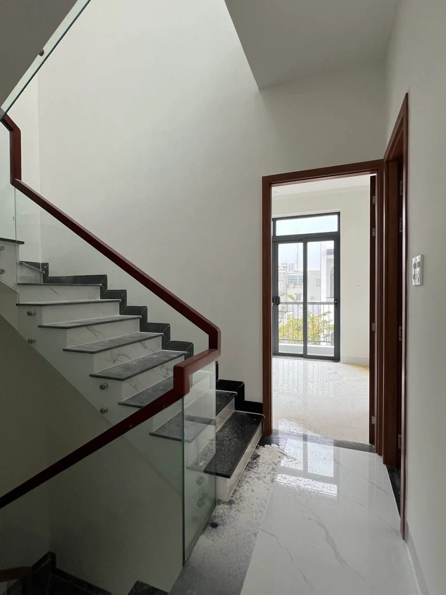 Bán nhà góc 4 tầng Long Bình Q9, 50m², 4PN, 5.8 tỷ - Ảnh thu nhỏ 4