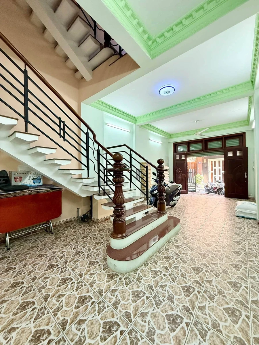 Bán nhà mặt tiền Tân Phú 70m2 4 tầng 9 tỷ - Ảnh thu nhỏ 4