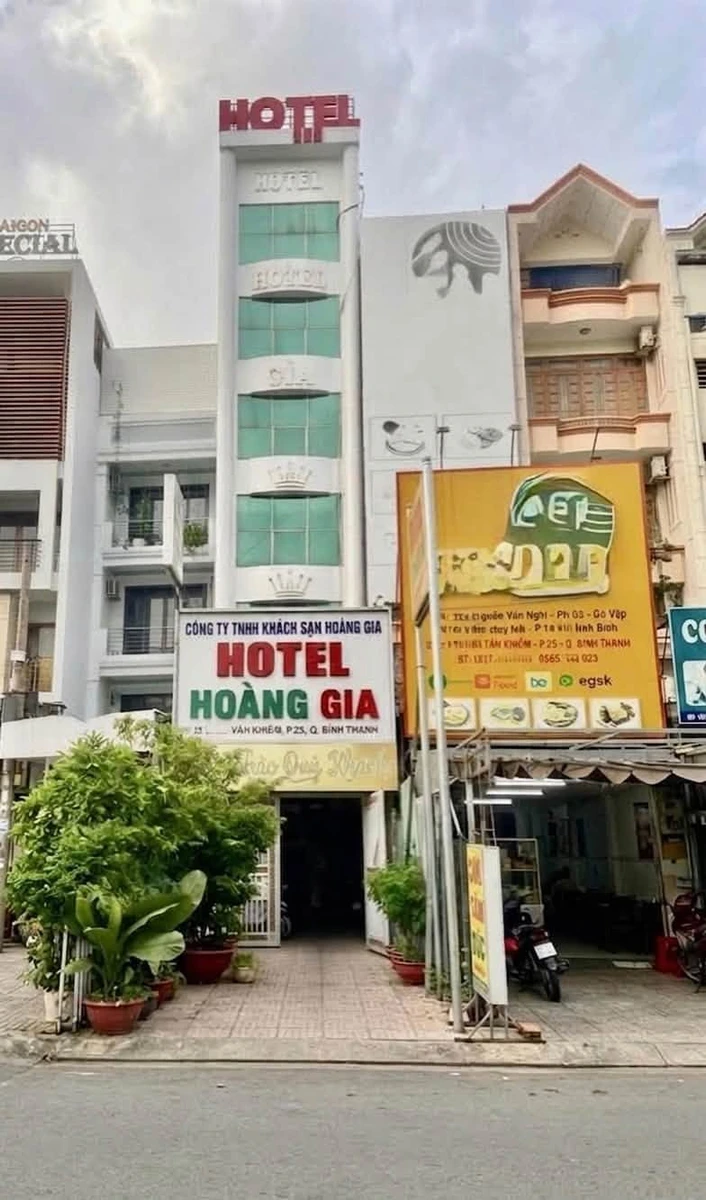 Bán tòa khách sạn 110m2, 8 tầng thang máy, mặt tiền đường 30m, Phường 25 Bình Thạnh - Ảnh 1