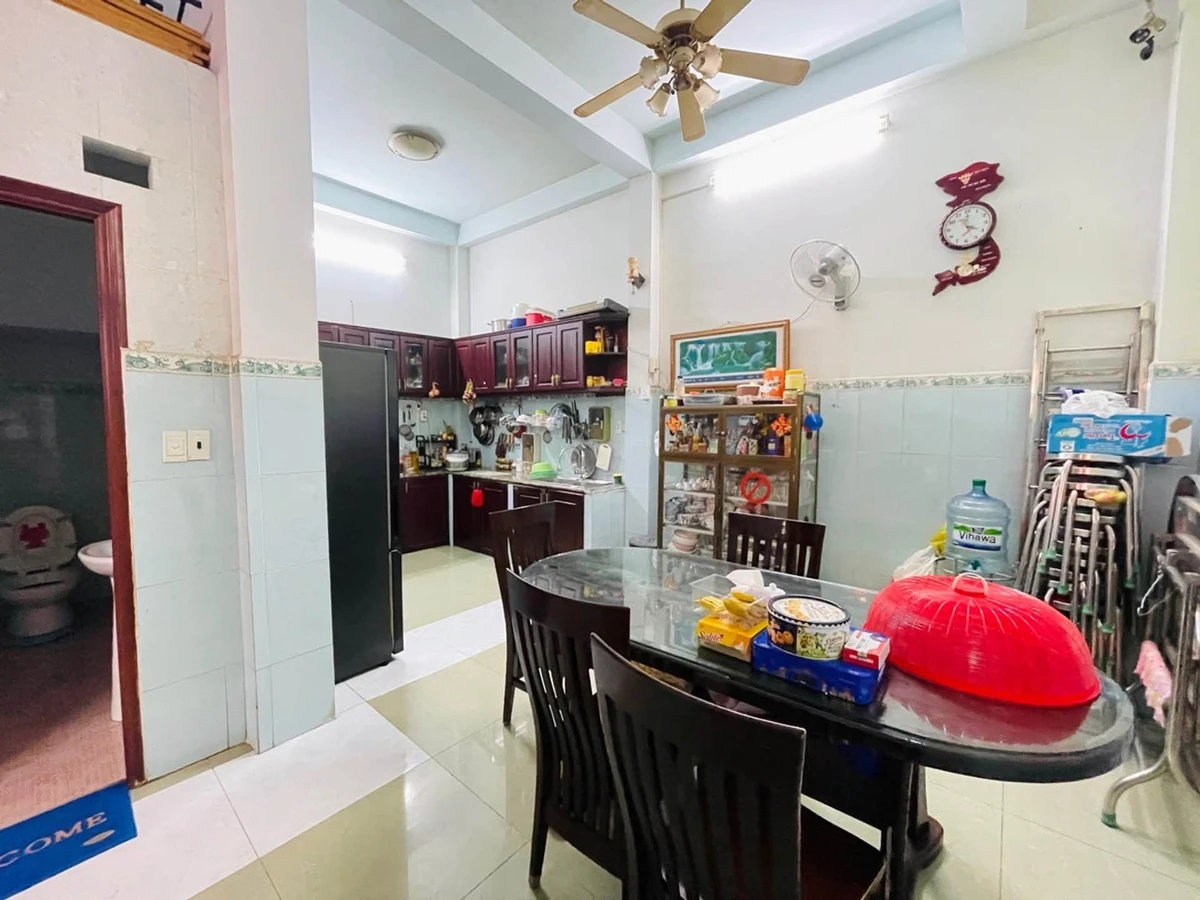Bán nhà 3 tầng 6 phòng ngủ hẻm xe tải đường Phan Huy Ích, Gò Vấp, 10,5 tỷ - Ảnh thu nhỏ 4