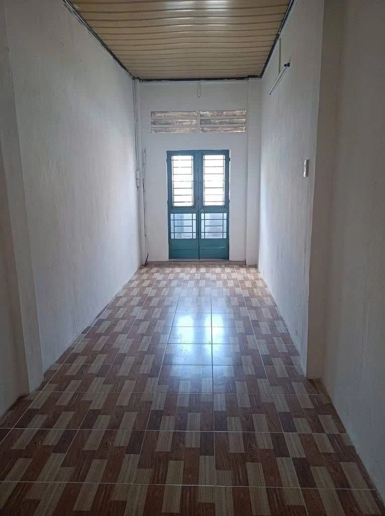 Cho thuê mặt tiền CMT8 Q.3, 16m², 14 triệu/tháng - Ảnh thu nhỏ 2