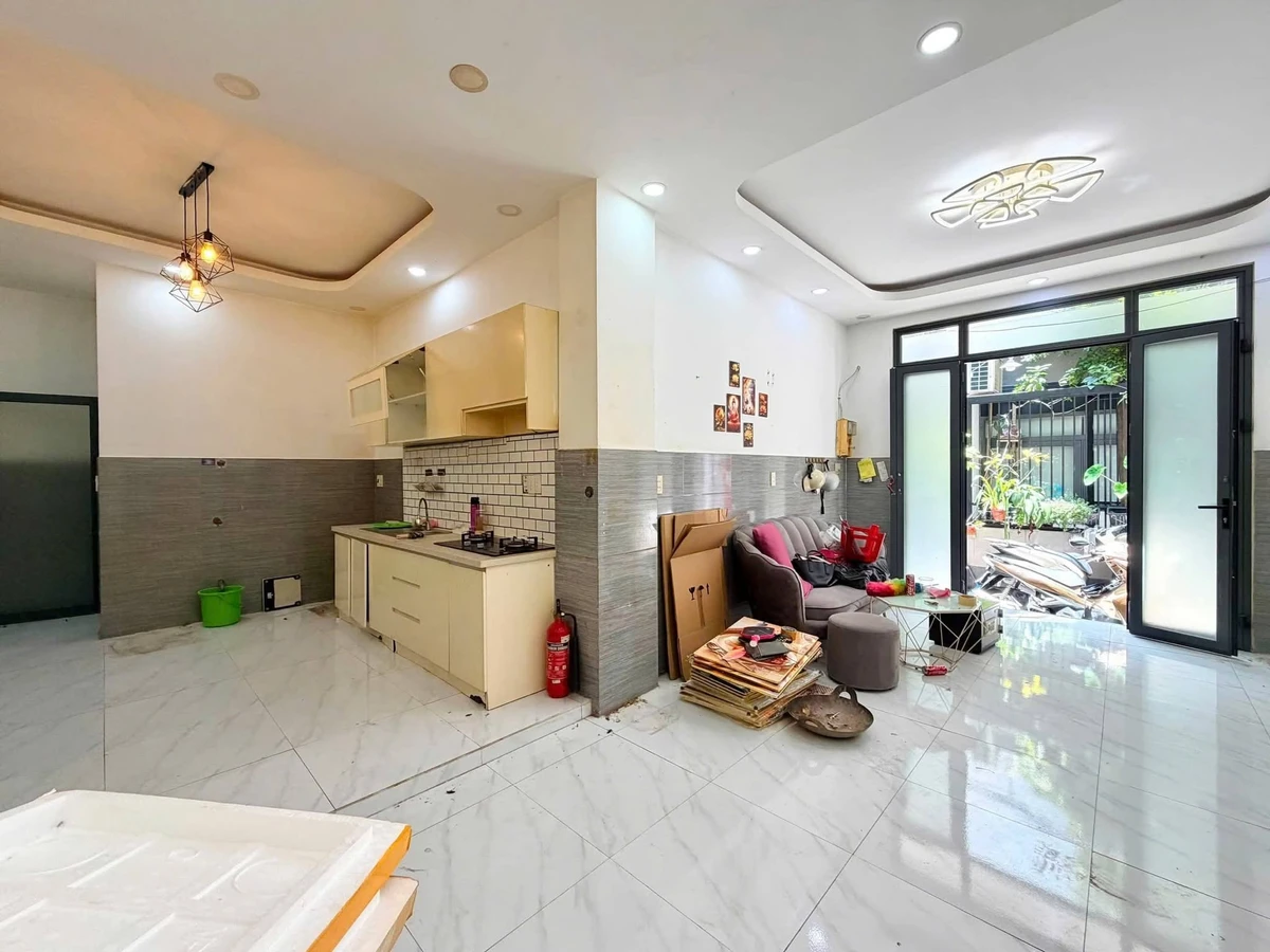 Bán nhà hẻm 2 tầng 43m² đường Trường Sa gần cầu Công Lý, Phú Nhuận, giá hơn 6 tỷ - Ảnh thu nhỏ 3