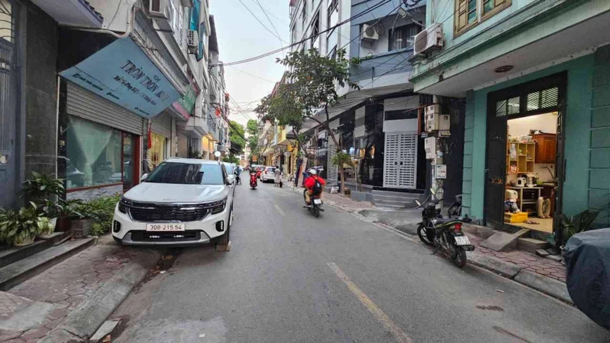 Bán nhà mặt phố Hoàng Diệu 26m² 3 tầng 3 PN hơn 8 tỷ - Ảnh thu nhỏ 2