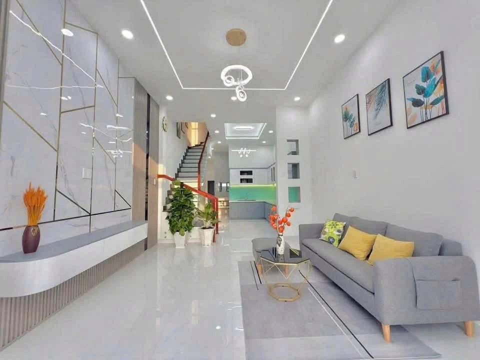 Bán nhà 1 trệt 1 lầu 3PN 80m2 Tân Uyên Bình Dương giá 1 tỷ 690 - Ảnh thu nhỏ 2