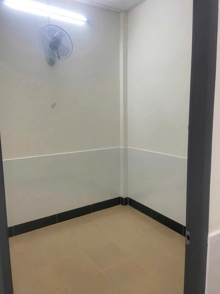 Bán nhà hẻm 2PN Huỳnh Tấn Phát Rạch Giá 62m², 1 tỷ 150 - Ảnh thu nhỏ 4