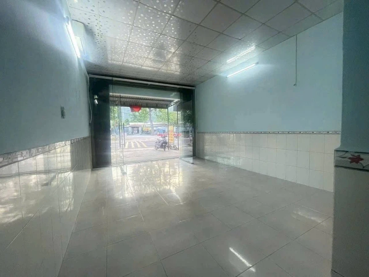 Bán nhà mặt tiền Quốc Lộ 1A Quy Nhơn 61m2 - 2 tỷ - Ảnh thu nhỏ 3