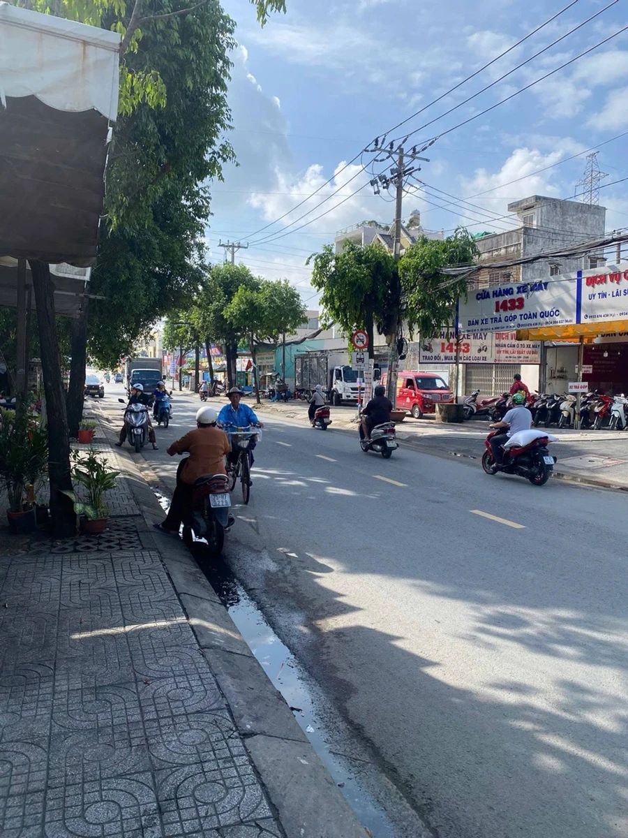 Bán nhà 2 mặt tiền Tỉnh Lộ 10, Bình Tân, 264m2, 5 tỷ - Ảnh thu nhỏ 2