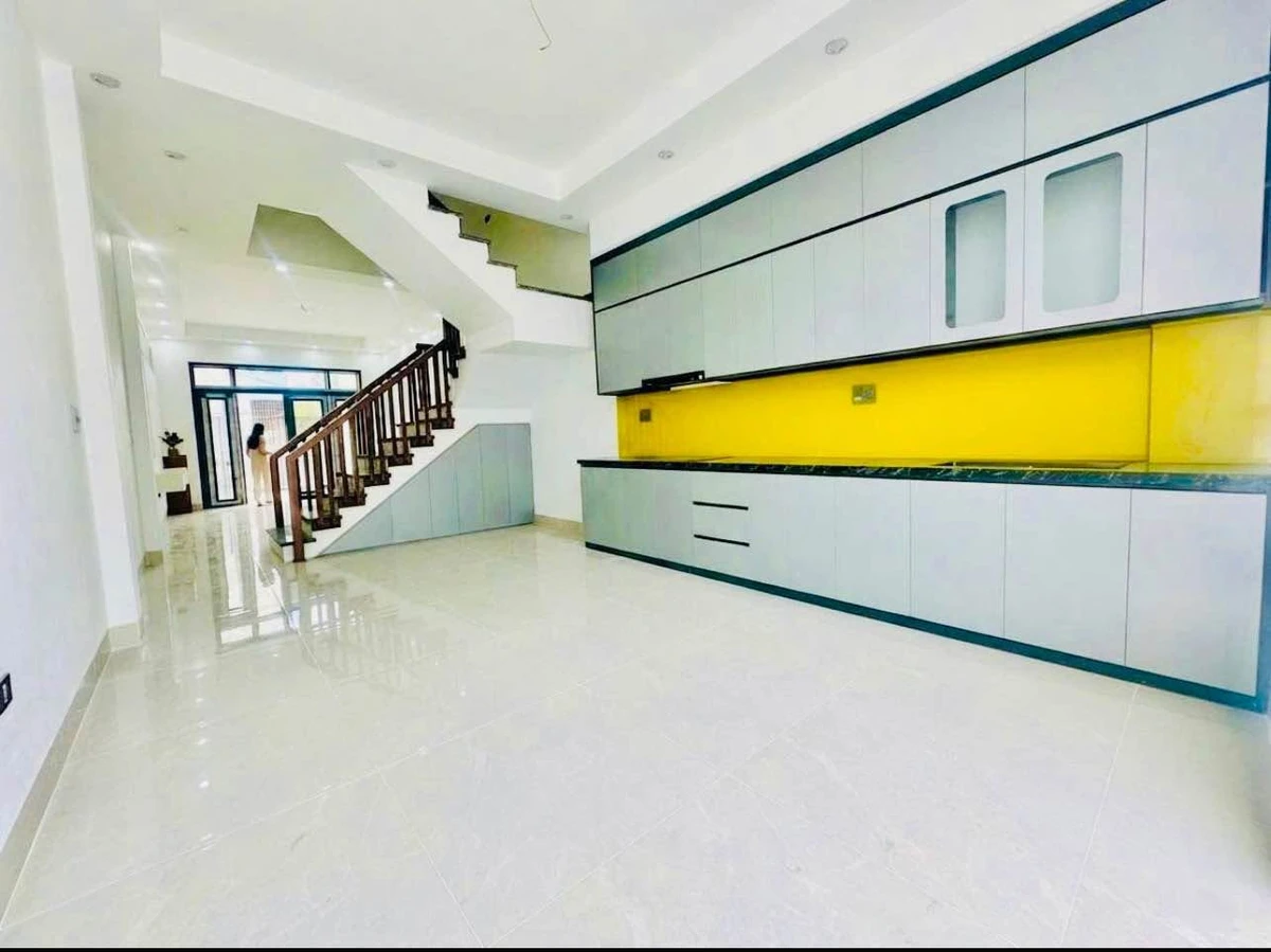 Bán nhà 3 tầng 80m² Trịnh Kiểm nhỉnh 3 tỷ - Ảnh thu nhỏ 2