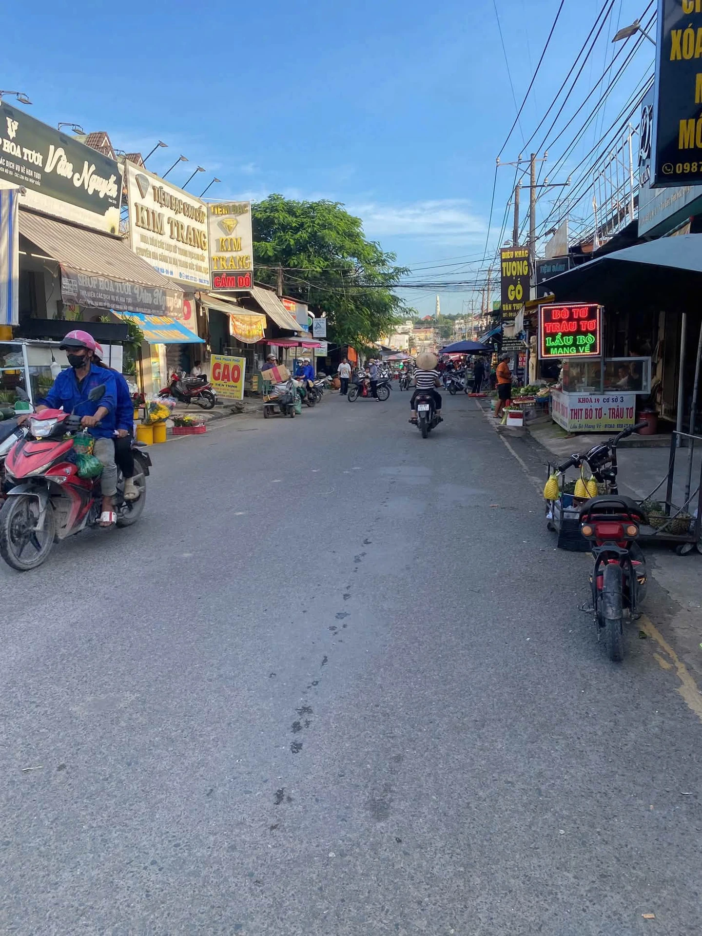 Bán lô đất 220m² Phường Long Bình, gần chợ, 2 tỷ 190 - Ảnh 1