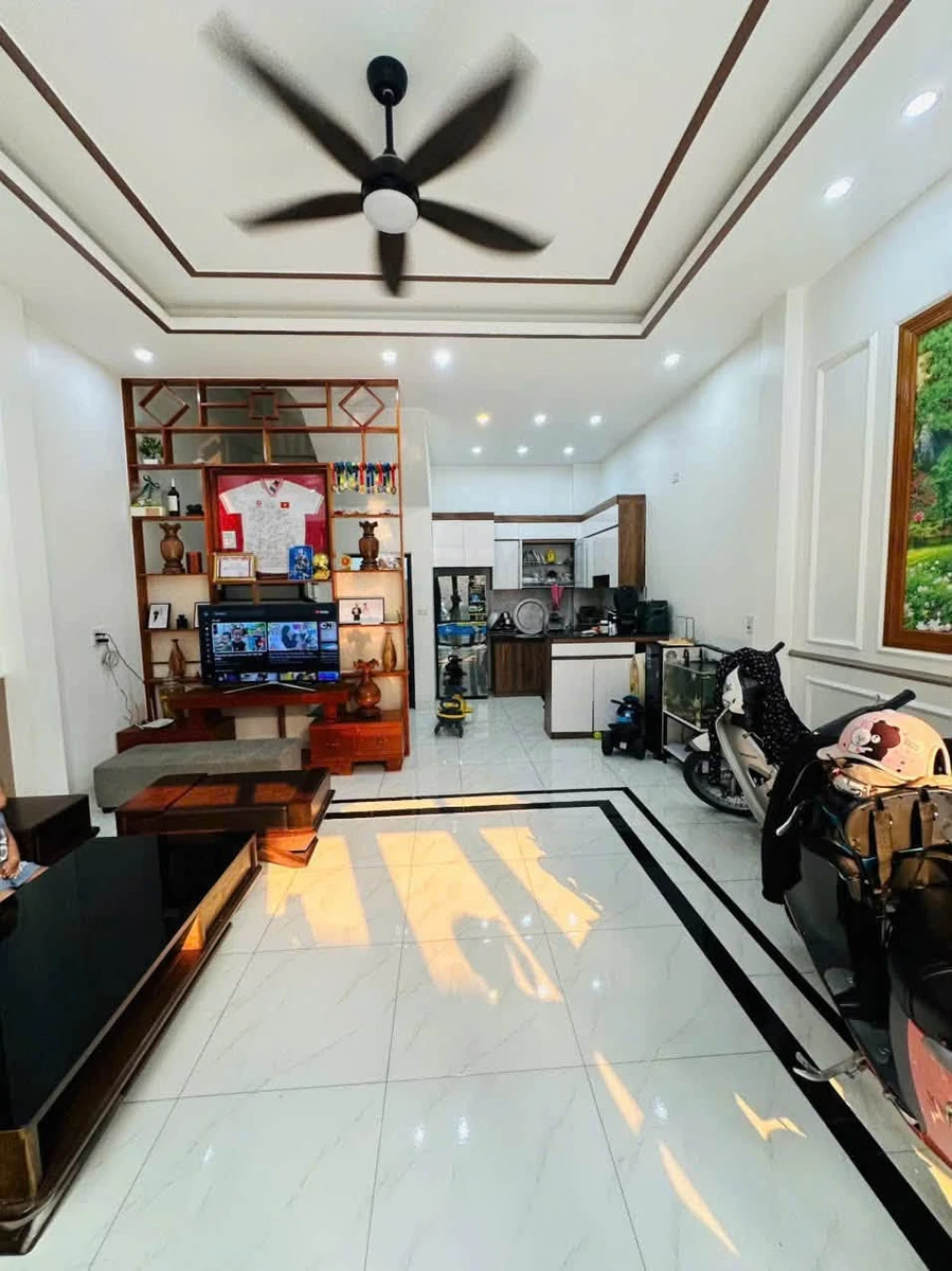 Bán nhà phố 45m² 3PN mặt tiền 5m ngõ Nguyễn Chí Thanh, Bình Thạnh - Ảnh 1