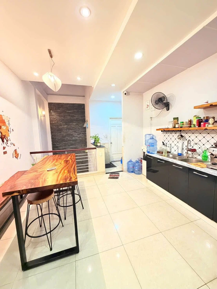 Bán nhà 4 tầng 158m² hẻm ô tô Trường Sơn, Phường 2, Tân Bình, giá 22,5 tỷ - Ảnh thu nhỏ 2