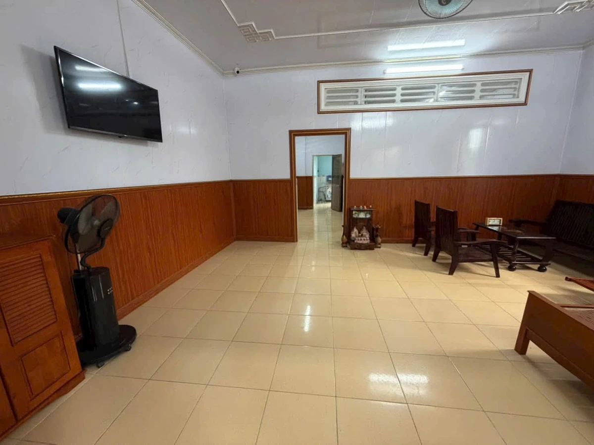 Cho thuê nhà nguyên căn hẻm 780 Nguyễn Trung Trực, 5.9x11m, 3 triệu/tháng, Kiên Giang - Ảnh 1