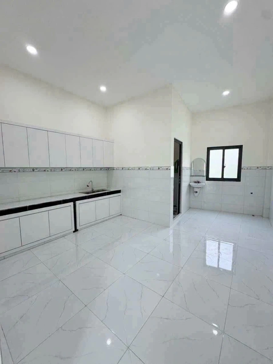 Bán nhà cấp 4 2PN, 97m2 ở Cần Giuộc, Tây Ninh, 1 tỷ 750 triệu - Ảnh thu nhỏ 3