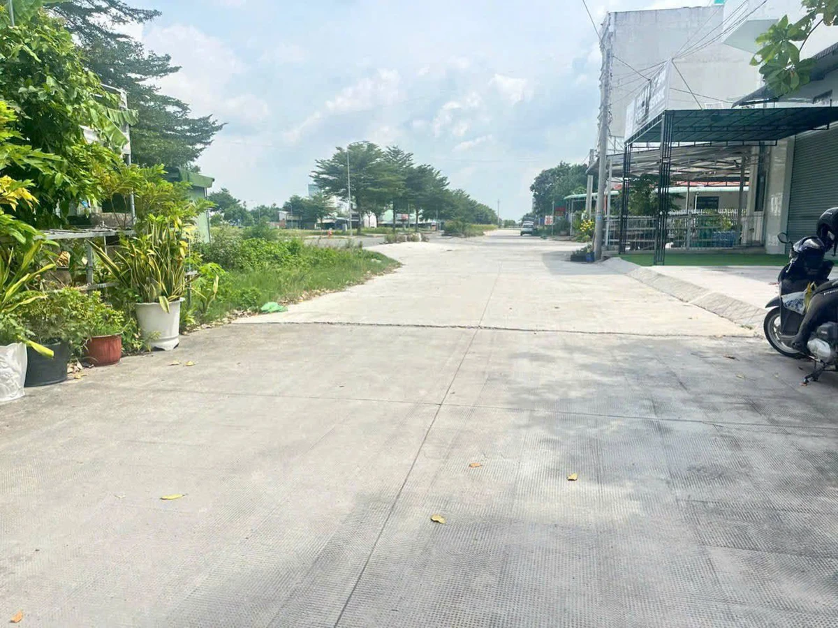 Bán lô góc đất 6x20m (120m²) KDC 135 Bến Lức 2,55 tỷ - Ảnh 1