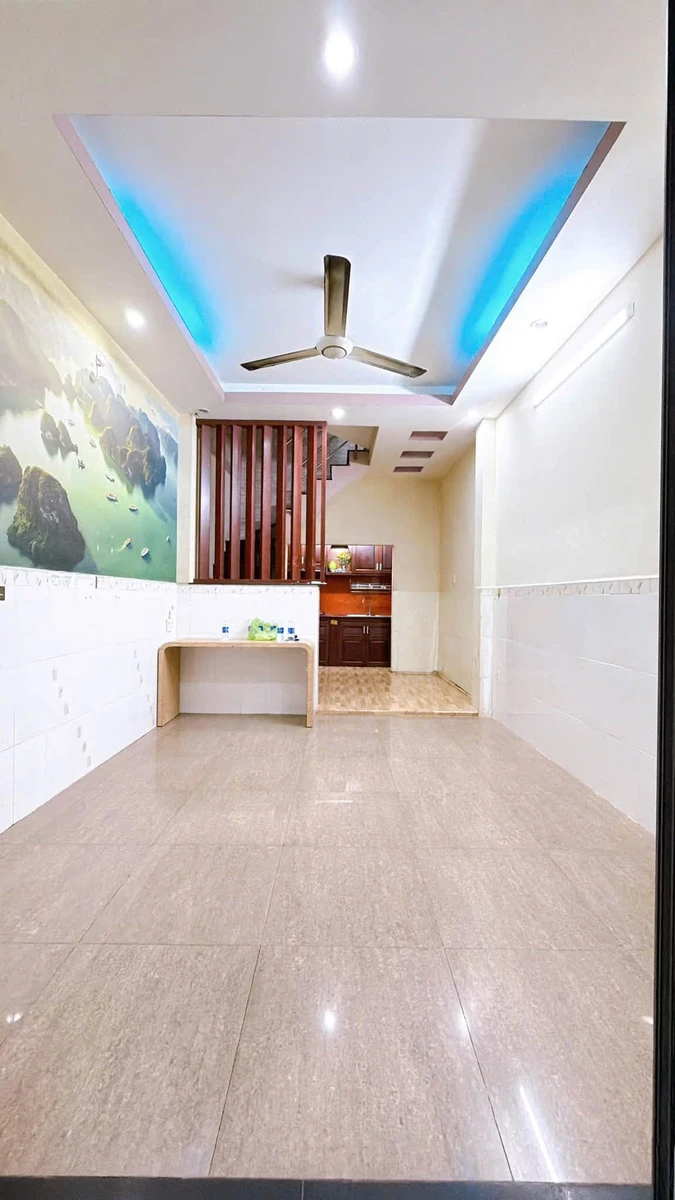 Bán nhà hẻm 3,5x8m, trệt 3 lầu, gần Tôn Đản Quận 4, giá 3,85 tỷ - Ảnh thu nhỏ 2