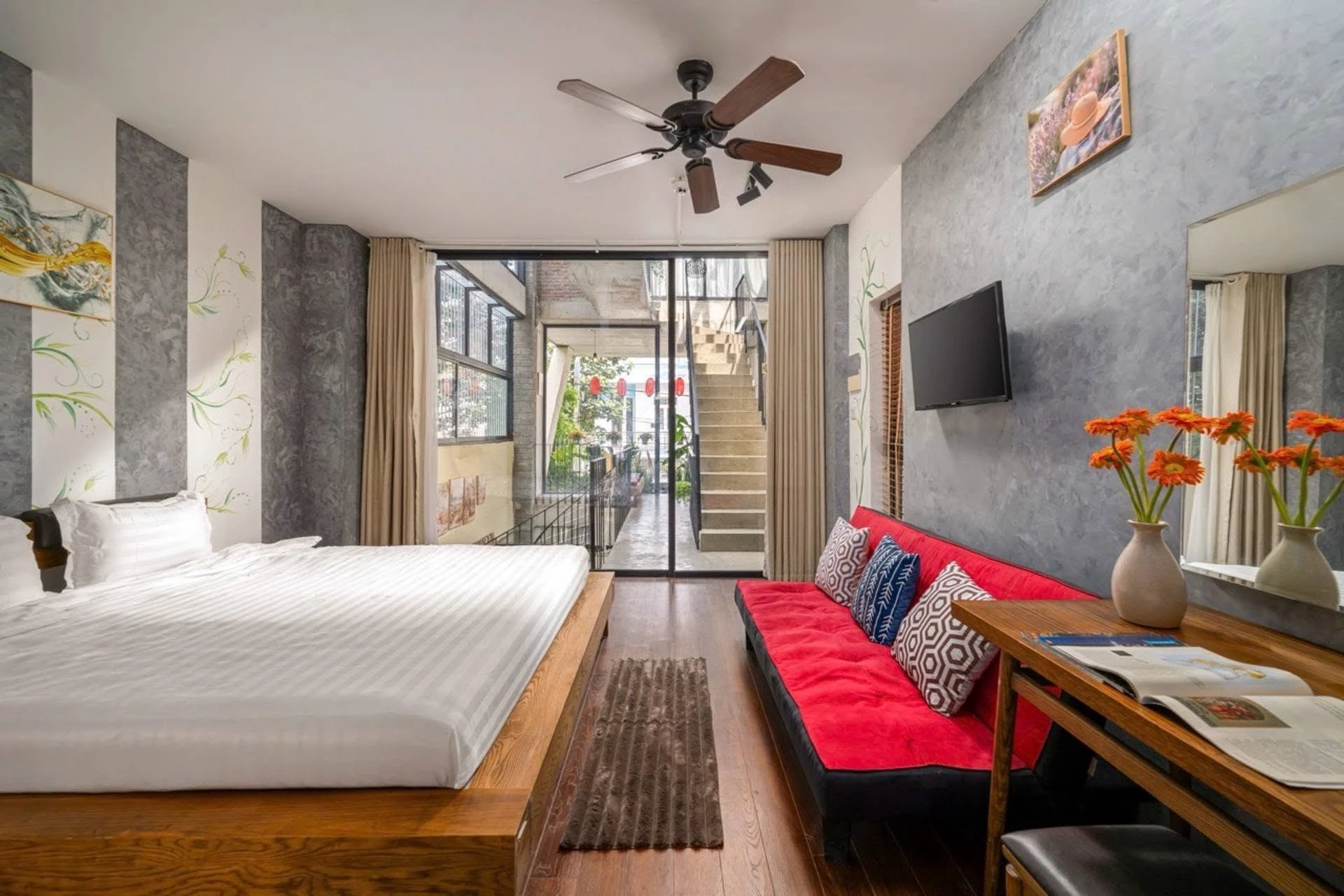Villa 4 tầng 80m² với hồ bơi sát biển Mỹ Khê, Đà Nẵng - Ảnh 1