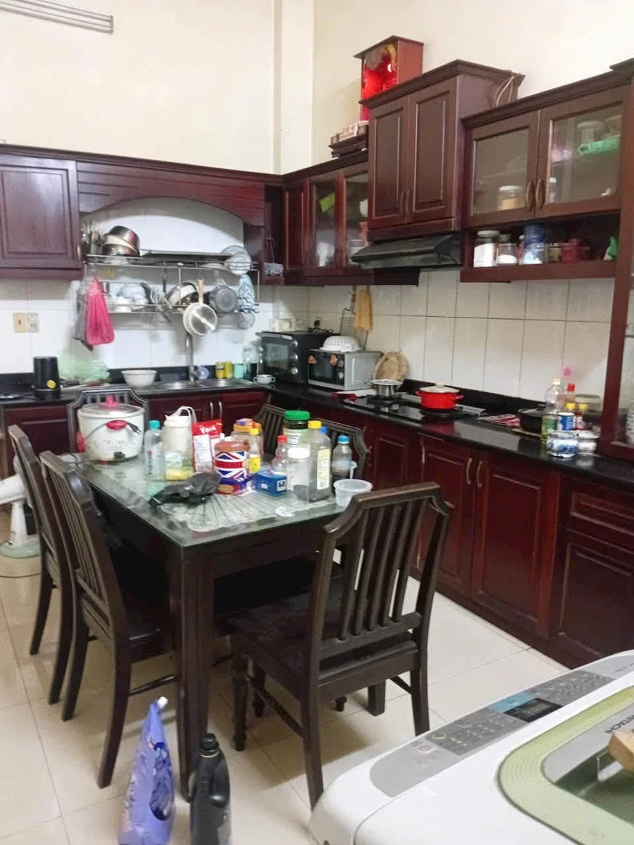 Bán nhà hẻm 1 trệt 3 lầu 4x18m Phạm Văn Chí, Quận 6, giá 8,2 tỷ - Ảnh thu nhỏ 4