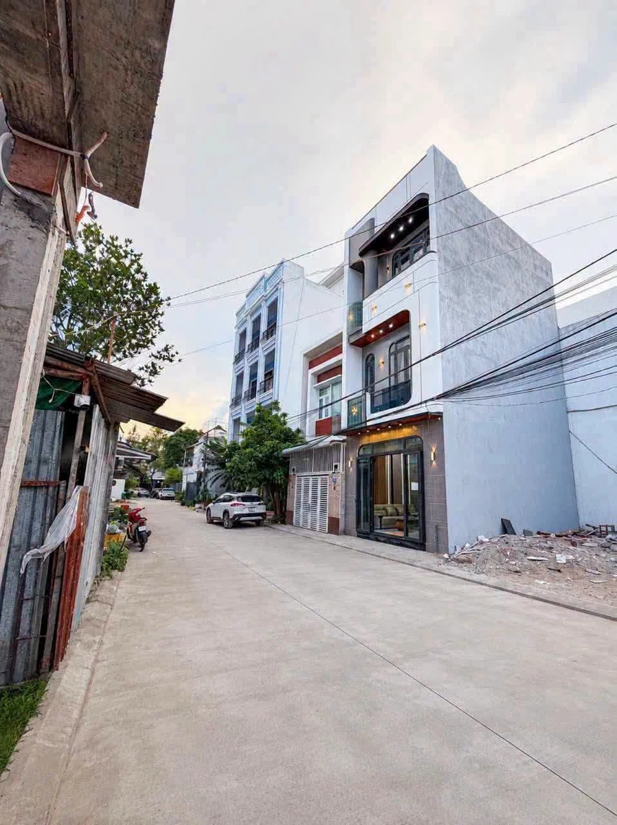 Nhà phố 3 tầng 120m² KDC Dầu Khí Cần Thơ 3.799 tỷ - Ảnh thu nhỏ 2