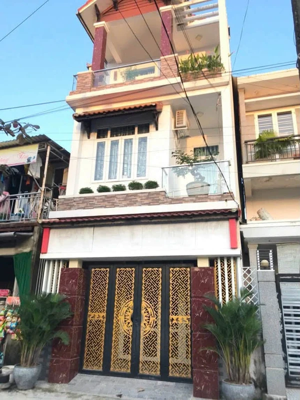 Bán nhà 3 tầng mặt tiền 130m² Nguyễn Khoa Vy, Vỹ Dạ, Huế