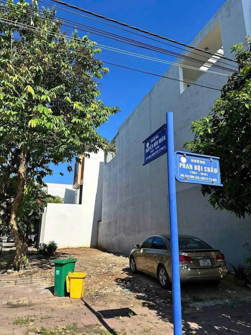 Bán lô đất góc 2 mặt tiền 122m2 Phan Bội Châu - Nguyễn Hữu Huân - Ảnh 1