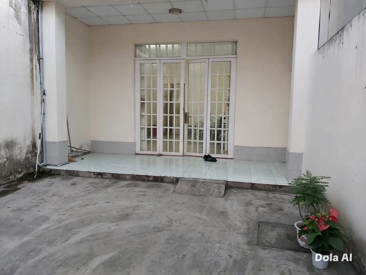 Bán nhà mặt tiền Ca Văn Thỉnh, Bến Tre 126,4m2, 4 tỷ 900 triệu - Ảnh thu nhỏ 2