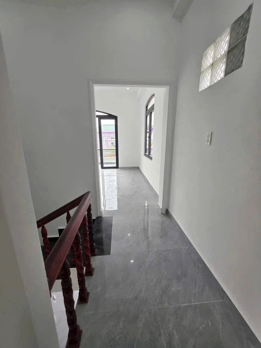 Bán nhà 2 mặt tiền 94m² 4PN gần Bệnh viện Tỉnh 6,4 tỷ - Ảnh thu nhỏ 3
