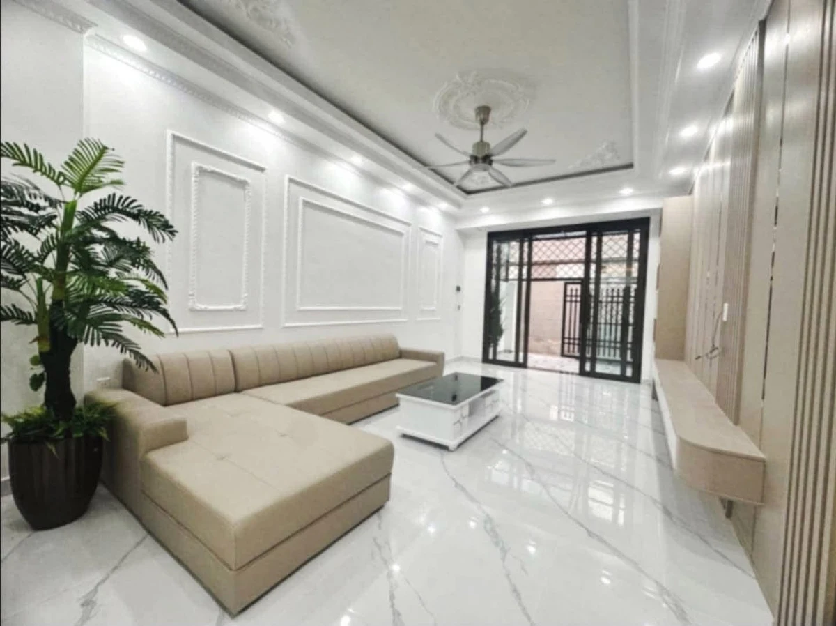 Nhà bán 3 tầng 71m, mặt tiền 14m, Trần Nguyên Hãn, giá 4 tỷ - Ảnh 1