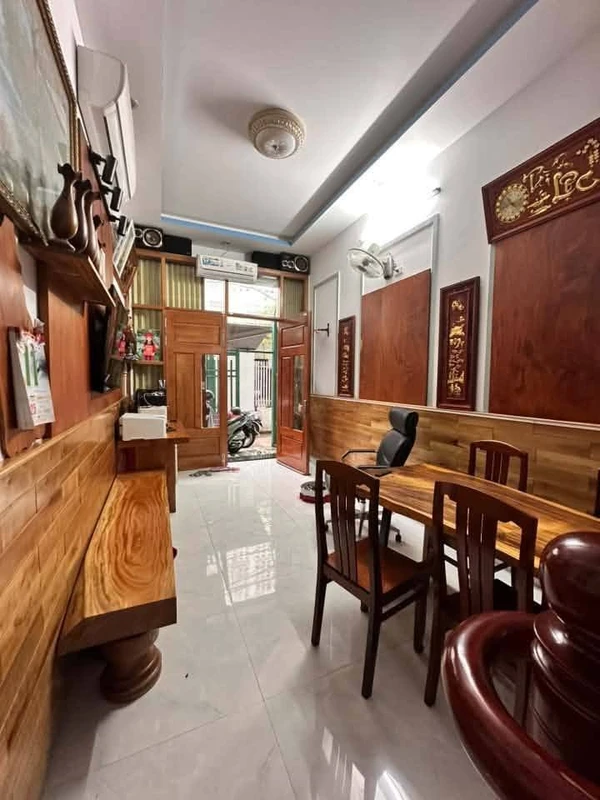 Bán nhà hẻm 3 tầng 44,7m² 4PN, Quy Nhơn
