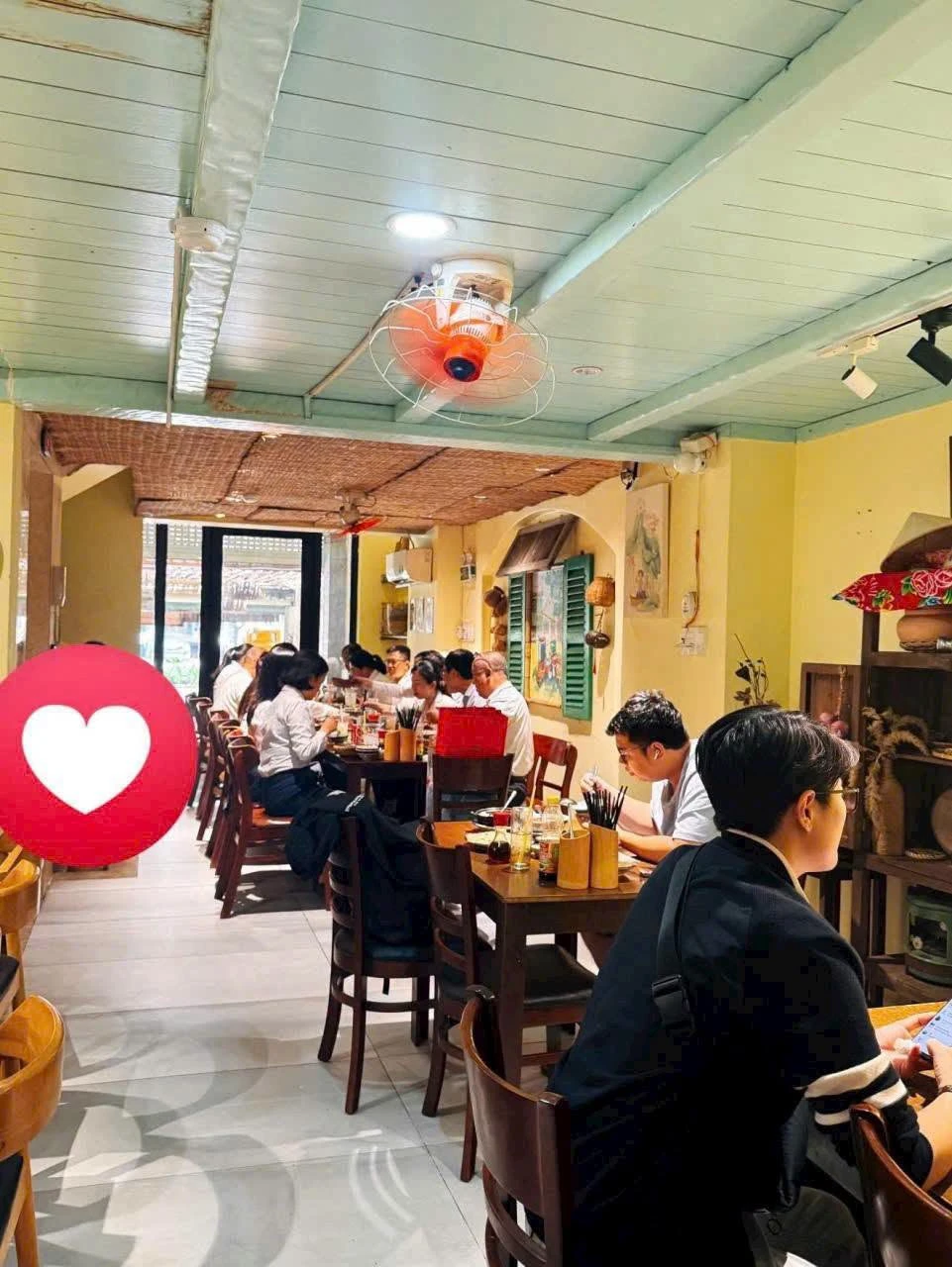 Bán nhà mặt tiền khu Trung Sơn, 5x20m, 9 phòng, 31 tỷ - Ảnh 1
