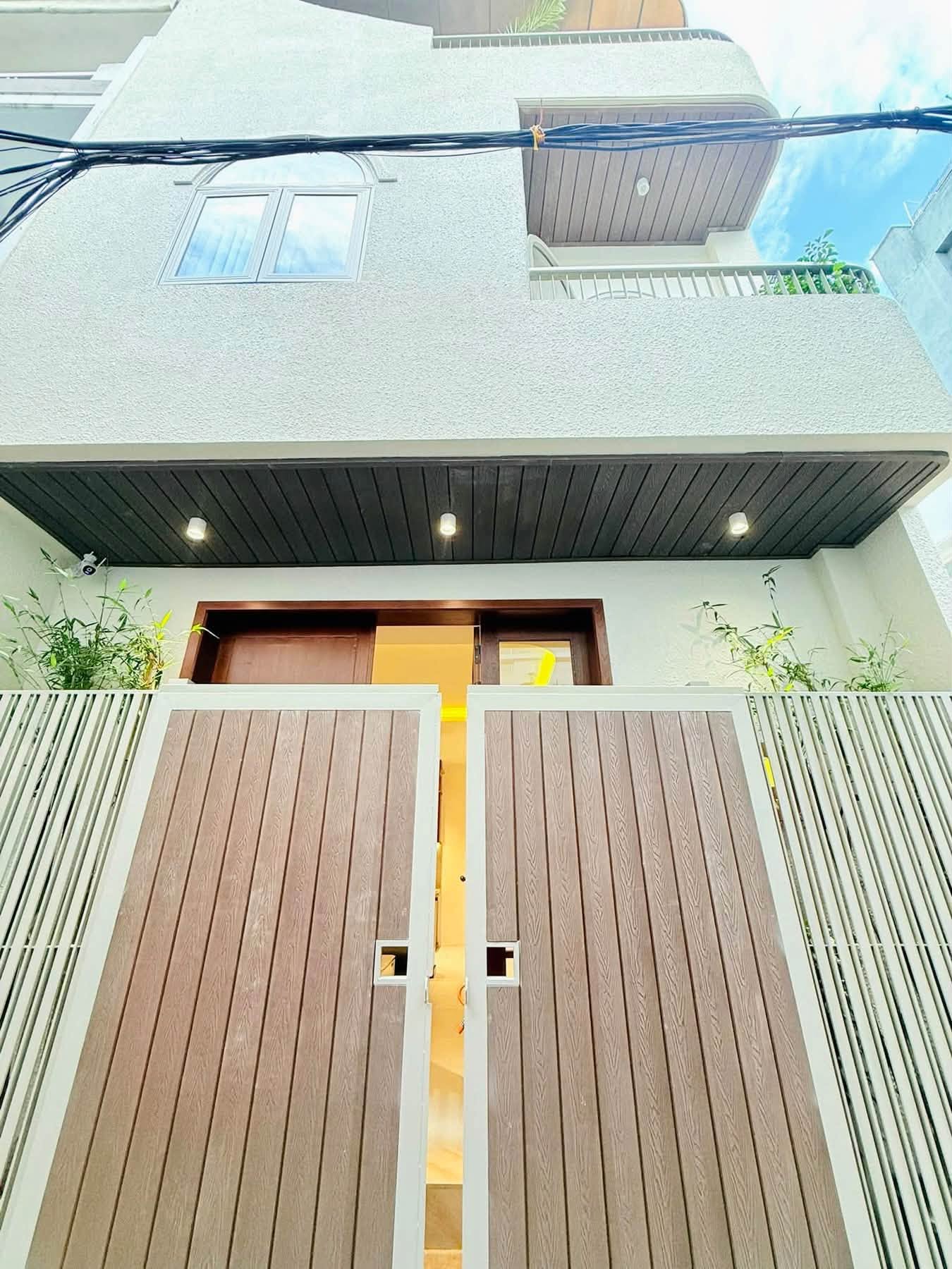 Bán nhà hẻm Phan Kế Bính 55m², 3 tầng, giá 5 tỷ - Ảnh 1