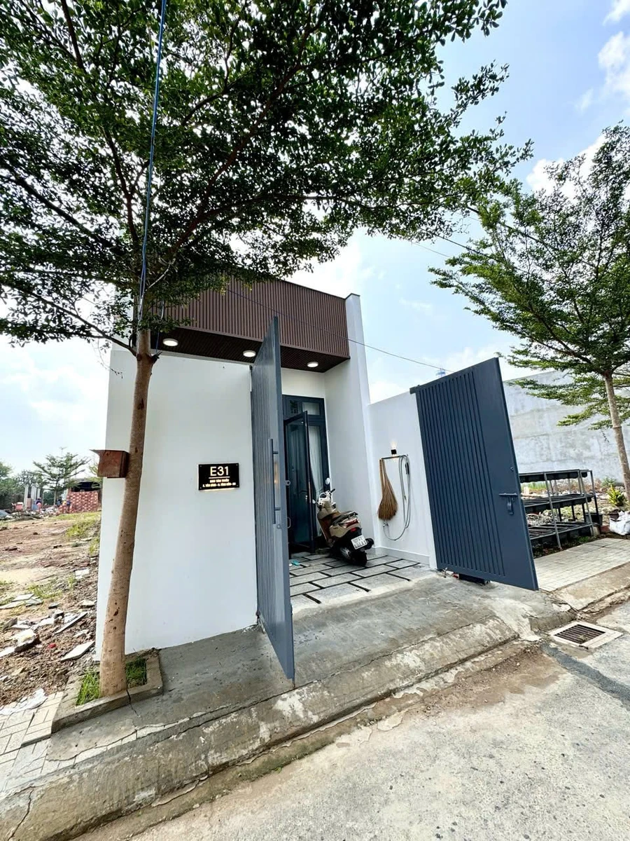 Bán nhà cấp 4 5x18m (90m²) 1 tỷ gần xăng Thạnh Phú - Ảnh 1