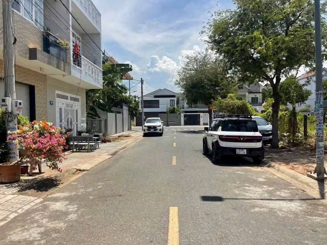 Bán lô đất mặt tiền Nguyễn Siêu, Bà Rịa, 90m2, 2 tỷ 890 triệu - Ảnh thu nhỏ 2