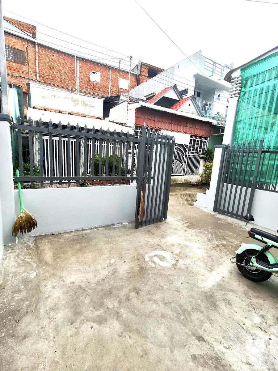 Bán nhà hẻm 85m² 2 phòng ngủ Quang Trung Rạch Giá 1.9 tỷ - Ảnh thu nhỏ 3