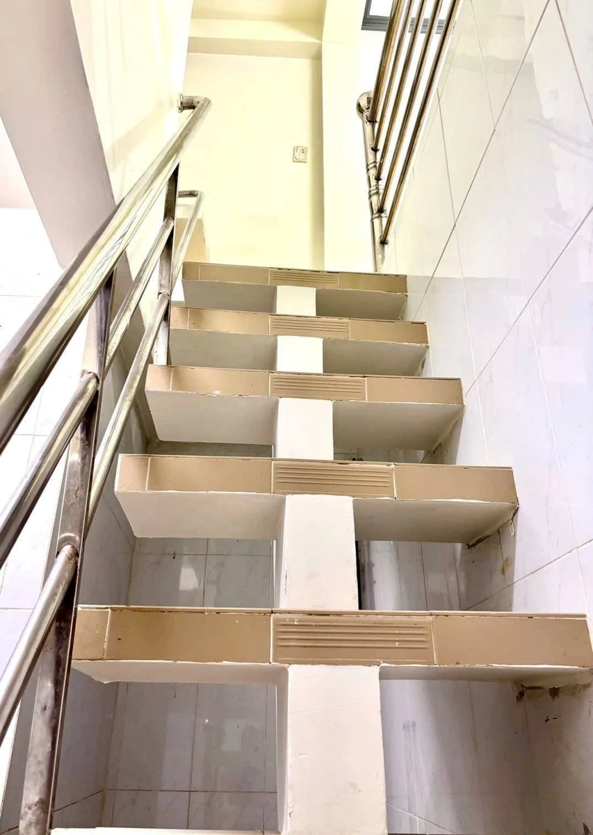 Bán nhà 2 tầng 2PN Rạch Giá 800 triệu - Ảnh thu nhỏ 5