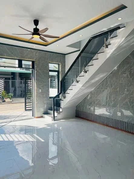 Nhà trệt lầu 3PN 130m² sổ riêng gần KDC Lavender Tín Khải - Ảnh thu nhỏ 2