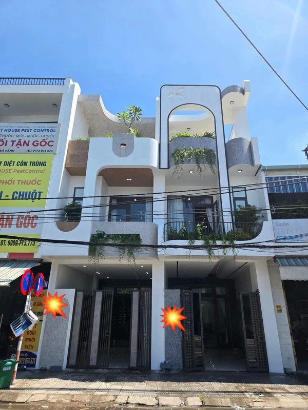 Bán nhà 3 tầng mặt tiền đường Tôn Đản, 83m2, 3PN 4WC, gần chợ Hòa An, Đà Nẵng