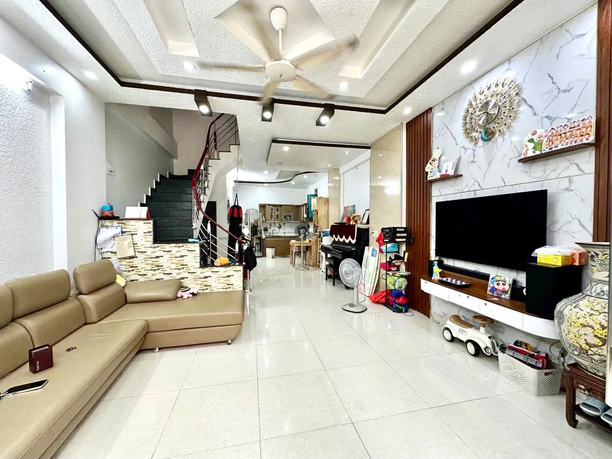Bán nhà phố 4 tầng 4PN 60m2 tại Trần Nguyên Hãn, giá 2,9 tỷ - Ảnh 1