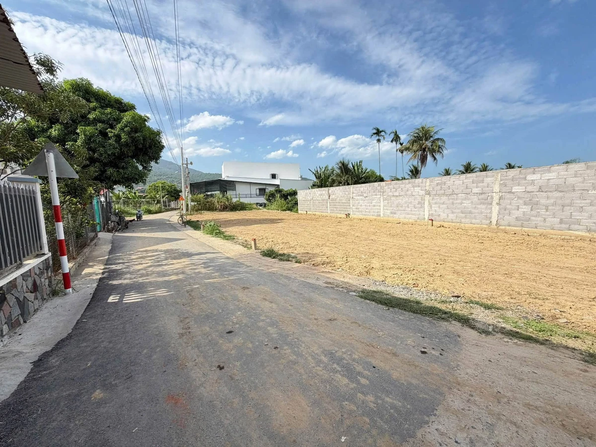Bán đất Diên Phú mặt tiền 70m2 giá 699 triệu Nha Trang - Ảnh thu nhỏ 3