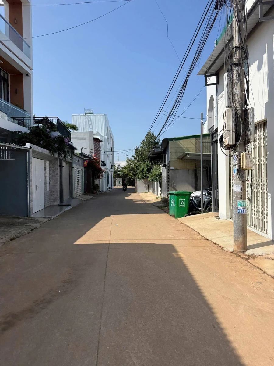 Bán nhà hẻm 54 Đồng Khởi, 120m2, 1 phòng, 3.7 tỷ - Ảnh thu nhỏ 4