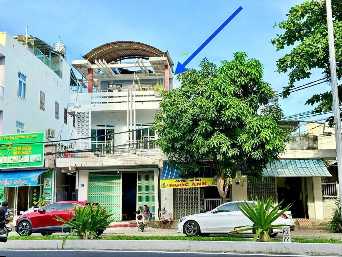 Bán nhà mặt tiền Trần Phú Nha Trang 111,7m² gần biển 17 tỷ - Ảnh 1