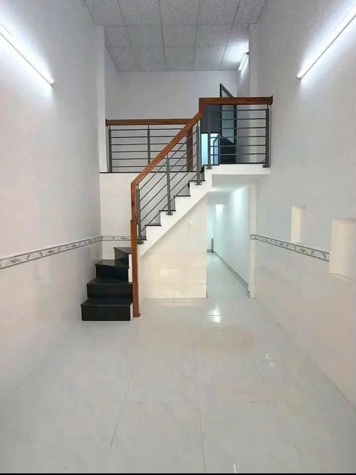 Bán nhà hẻm Trần Hưng Đạo 43m² 2PN 2WC - Ảnh thu nhỏ 2
