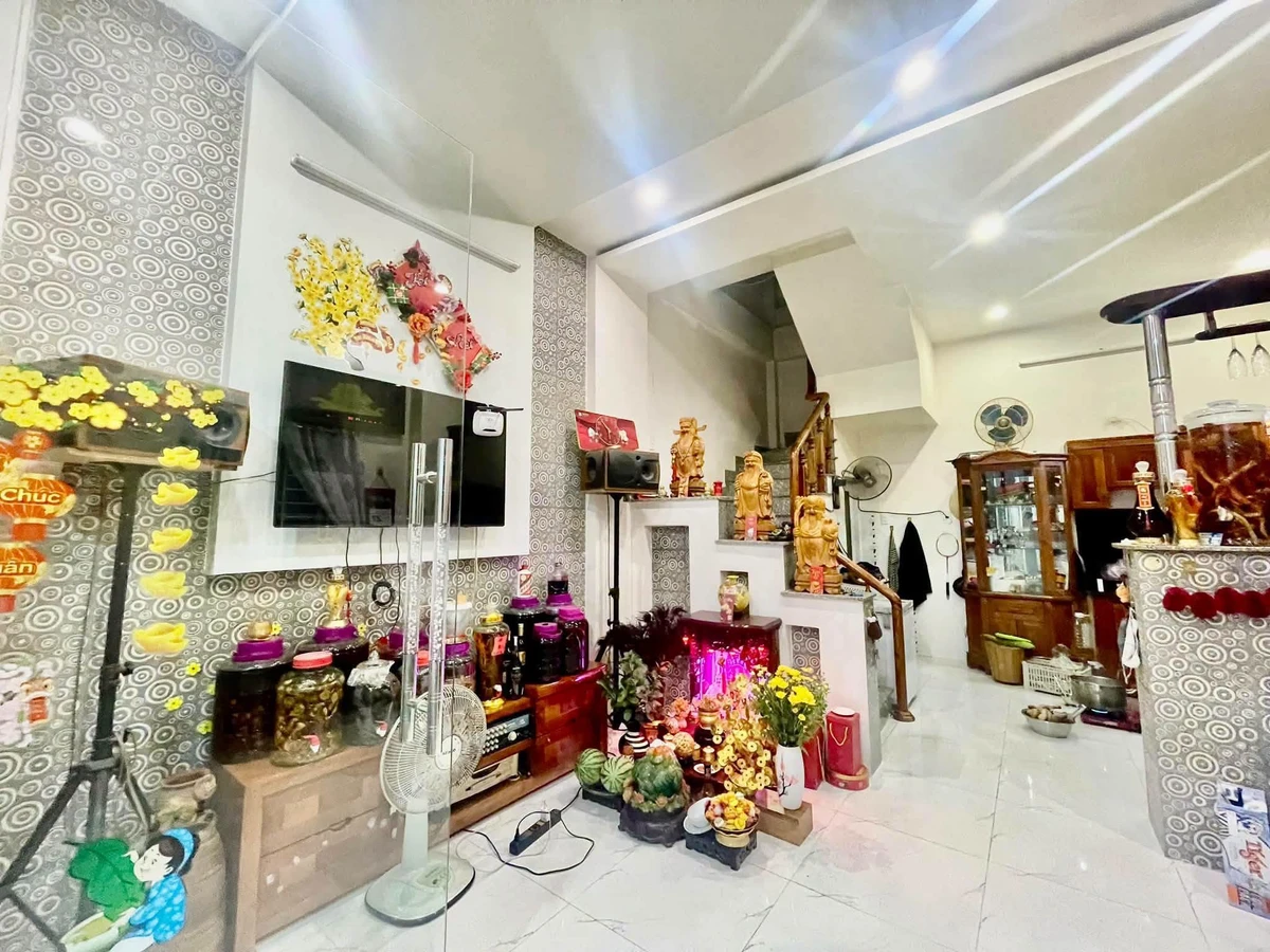 Bán nhà 3 tầng 120,9m² Lê Văn Hưu, Quy Nhơn 2,7 tỷ - Ảnh thu nhỏ 2