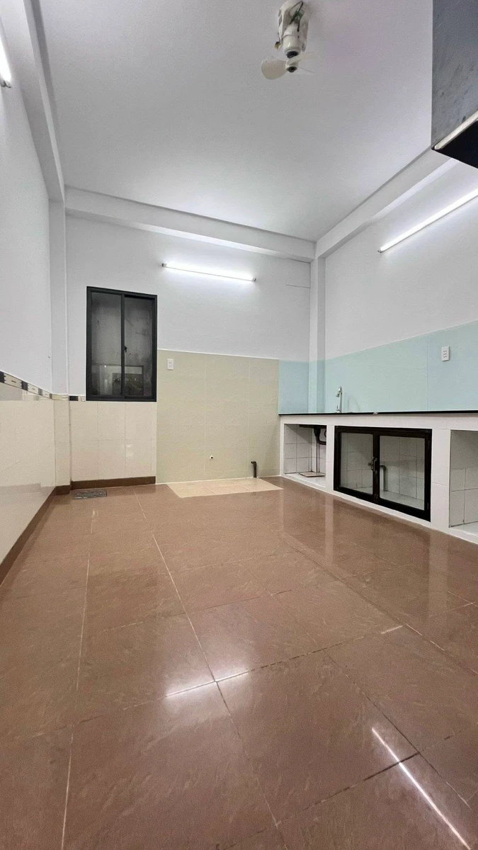 Cho thuê nhà nguyên căn mặt tiền Trường Sa, 163m2, 40 triệu/tháng, Quận 3 - Ảnh thu nhỏ 3