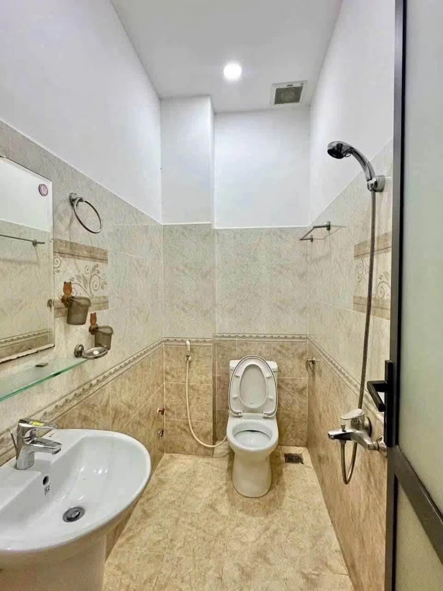 Cho thuê nhà nguyên căn 4PN, 60m² Quận 12, 10 triệu/tháng - Ảnh thu nhỏ 3