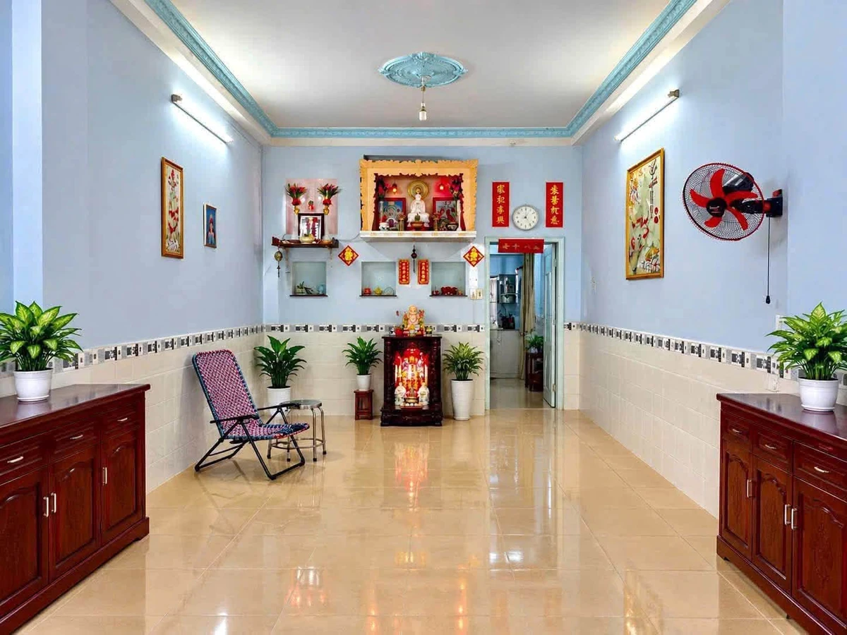 Bán nhà Nguyễn Chí Thanh Q11, 63m², 3 tầng, 5PN, 7.9 tỷ - Ảnh thu nhỏ 2