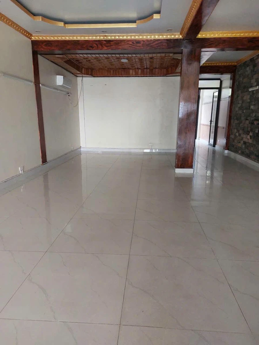 Cho thuê nhà mặt đường Ngô Gia Tự 360m², 17 triệu/tháng - Ảnh 1