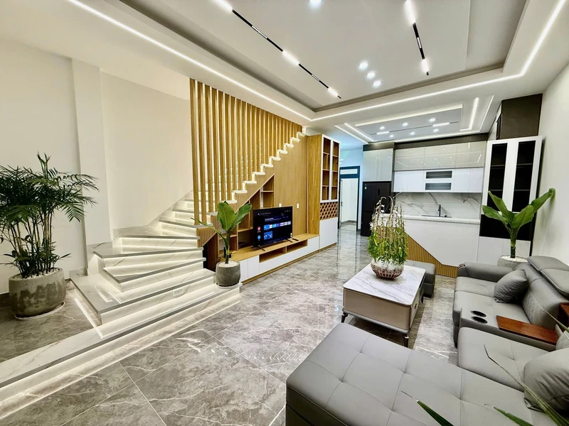 Bán nhà phố 2 mặt tiền 73.5m² Cổ Loa, Đà Lạt 9 tỷ