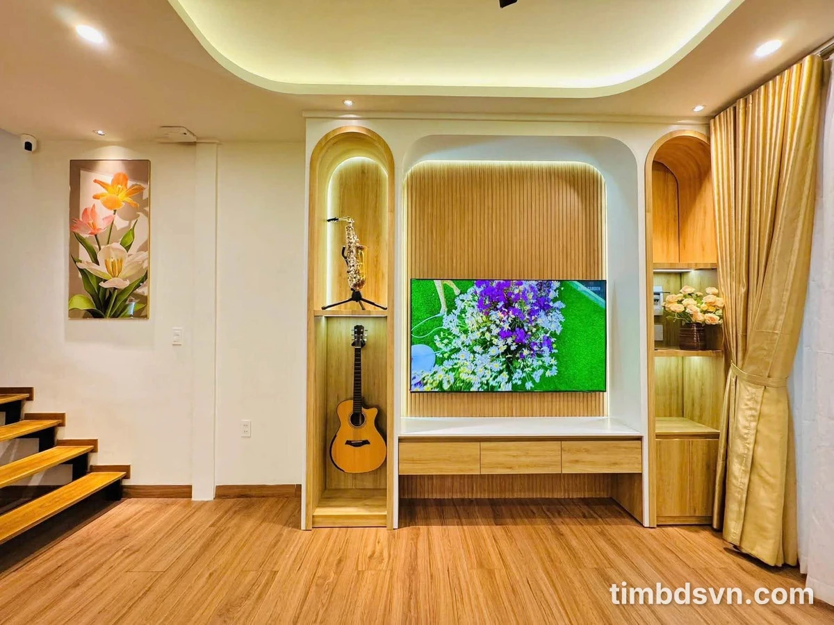 Bán nhà 2 tầng 64,5m2 full nội thất, Tôn Đức Thắng, Quận 1 - Ảnh thu nhỏ 4